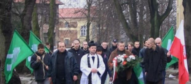 Przyszły oddział Wojsk Obrony Terytorialnej - obecnie brakuje im karabinów Przyszły oddział Wojsk Obrony Terytorialnej - obecnie brakuje im karabinów