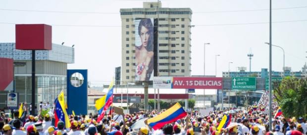 Se trata del duodécimo incremento que hace Maduro en esta legislatura Se trata del duodécimo incremento que hace Maduro en esta legislatura