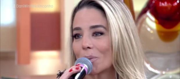 Danielle Winits falou que sofre preconceito por ser loira e de sua participação em "Totalmente Demais" Danielle Winits falou que sofre preconceito por ser loira e de sua participação em "Totalmente Demais"