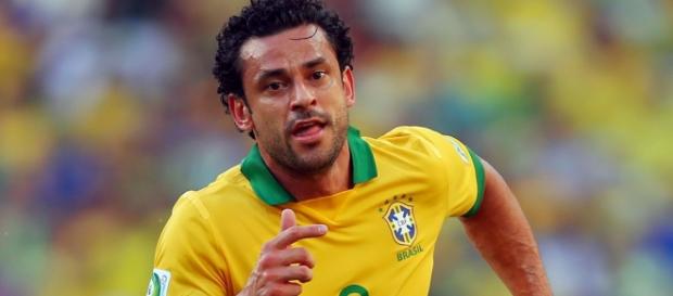 Fred em ação com a camisa da seleção brasileira Fred em ação com a camisa da seleção brasileira