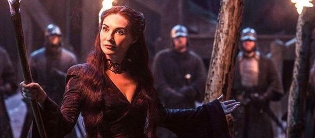 Melisandre resucitó a Jon y pronto se desvelará el secreto del joven Melisandre resucitó a Jon y pronto se desvelará el secreto del joven