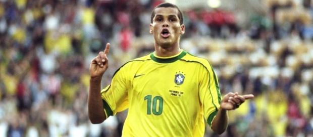O jogador Rivaldo (foto) tem mais de 400 mil seguidores no Instagram. O jogador Rivaldo (foto) tem mais de 400 mil seguidores no Instagram.
