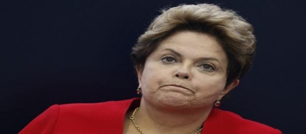 Senado vota hoje processo que pode afastar Dilma Rousseff por até 180 dias Senado vota hoje processo que pode afastar Dilma Rousseff por até 180 dias