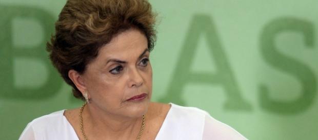 Tem continuidade, hoje, processo de impeachment, apesar das atrapalhadas de Maranhão. Tem continuidade, hoje, processo de impeachment, apesar das atrapalhadas de Maranhão.