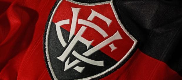 Vitória visita a Lusa, no Canindé Vitória visita a Lusa, no Canindé
