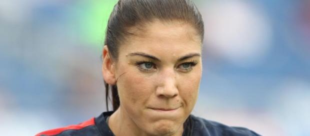 Hope Solo, goleira da Seleção Americana de Futebol, confirma que participará dos Jogos Olímpicos do Rio de Janeiro. Hope Solo, goleira da Seleção Americana de Futebol, confirma que participará dos Jogos Olímpicos do Rio de Janeiro.