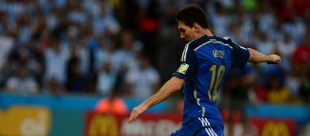 Messi lamenta não estar no Rio 2016 Messi lamenta não estar no Rio 2016