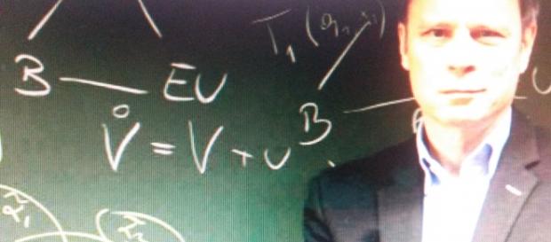 Jean Tirole, libéral, Nobel d'économie 2014, favorable à la réglementation publique Jean Tirole, libéral, Nobel d'économie 2014, favorable à la réglementation publique