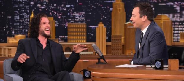 Kit Harington contou o fato no 'The Tonight Show with Jimmy Fallon' (Foto: NBC) Kit Harington contou o fato no 'The Tonight Show with Jimmy Fallon' (Foto: NBC)