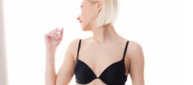 O candidată sexy pentru PRM Petroșani O candidată sexy pentru PRM Petroșani