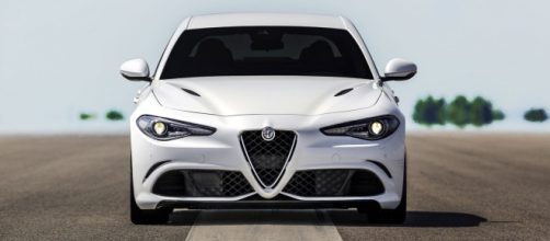 La nuova Alfa Romeo Giulia Bianca