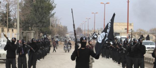 Nuovo attacco terroristico dell'ISIS in Siria Nuovo attacco terroristico dell'ISIS in Siria