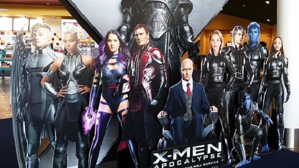 Elliot Page X Men Movie - Ian Mckellen Regrets Not ...