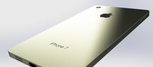 Apple iPhone 7: nuove immagini dal web