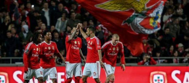 Benfica foi Campeão português de futebol Benfica foi Campeão português de futebol