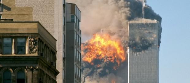 Desabamento do World Trade Center é motivo de teorias conspiratórias Desabamento do World Trade Center é motivo de teorias conspiratórias