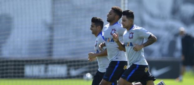 Mesmo com pouco tempo, André já é cogitado a deixar o Corinthians Mesmo com pouco tempo, André já é cogitado a deixar o Corinthians