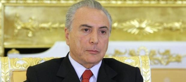 Presidente em exercício teria repassado informações para os serviços secretos dos Estados Unidos Presidente em exercício teria repassado informações para os serviços secretos dos Estados Unidos