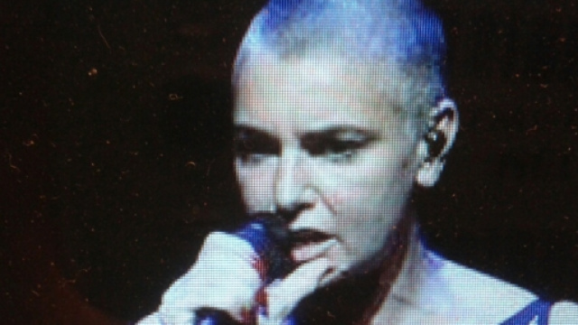 La nota cantante irlandese Sinead O'Connors
