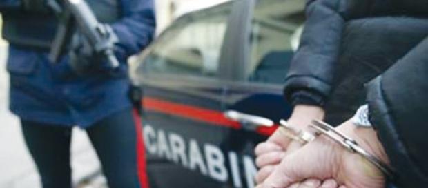 Români arestati pentru bunuri sustrase Români arestati pentru bunuri sustrase