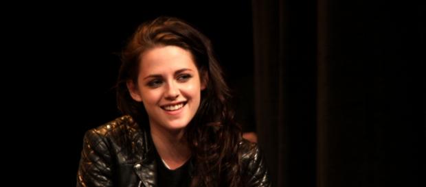 American actress Kristen Stewart speaking at the 2012 WonderCon in Anaheim, California. / Photo via Gage Skidmore, Flickr Creative Commons American actress Kristen Stewart speaking at the 2012 WonderCon in Anaheim, California. / Photo via Gage Skidmore, Flickr Creative Commons