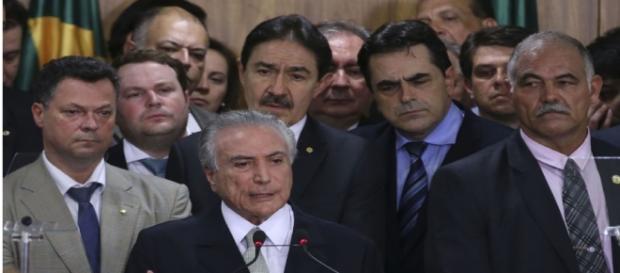 Em busca do retrocesso perdido Em busca do retrocesso perdido
