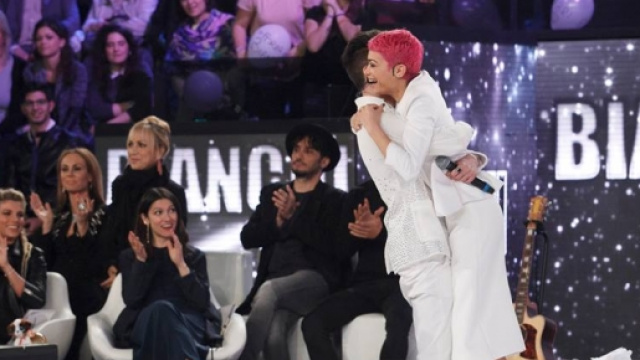 Amici: Lele ed Elodie festeggiano, sono in finale