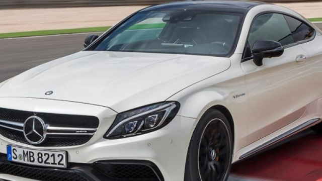 Ecco la Mercedes C 220D Coupé 2016