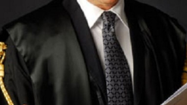 Gratuito patrocinio e obbligo di correttezza dell'avvocato.