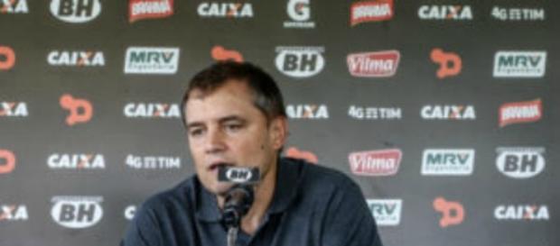 Diego Aguirre anuncia sua decisão de deixar o Atlético MG Diego Aguirre anuncia sua decisão de deixar o Atlético MG