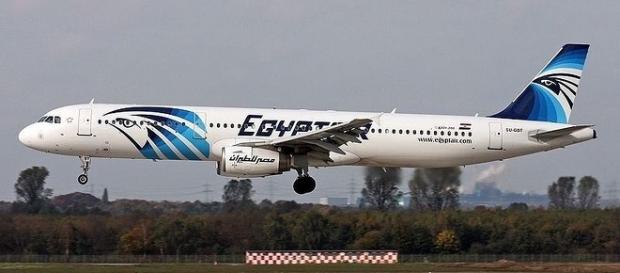 El avión de EgyptAir se desapareció en pleno vuelo El avión de EgyptAir se desapareció en pleno vuelo