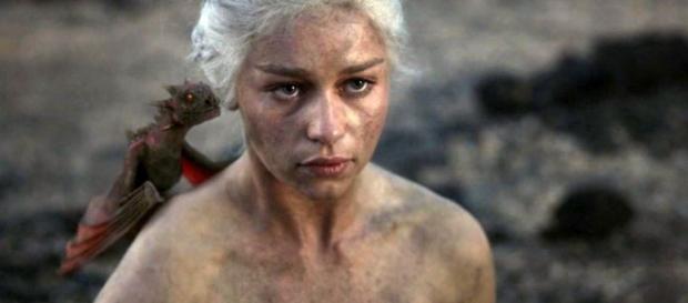 Emilia Clarke es Daenerys en Juego de Tronos Emilia Clarke es Daenerys en Juego de Tronos