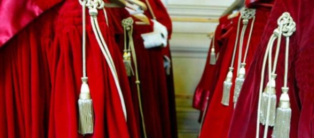 Giudice responsabile se nomina gli stessi CTU Giudice responsabile se nomina gli stessi CTU