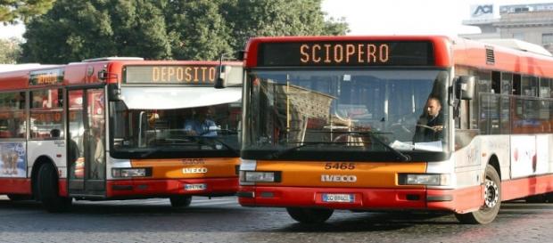 Sciopero metro e bus Roma 20/05: fasce orarie dopo la riduzione Sciopero metro e bus Roma 20/05: fasce orarie dopo la riduzione