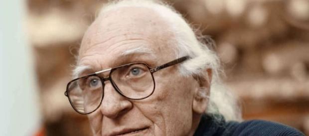 Se n'è andato all'età di 86 anni Marco Pannella Se n'è andato all'età di 86 anni Marco Pannella