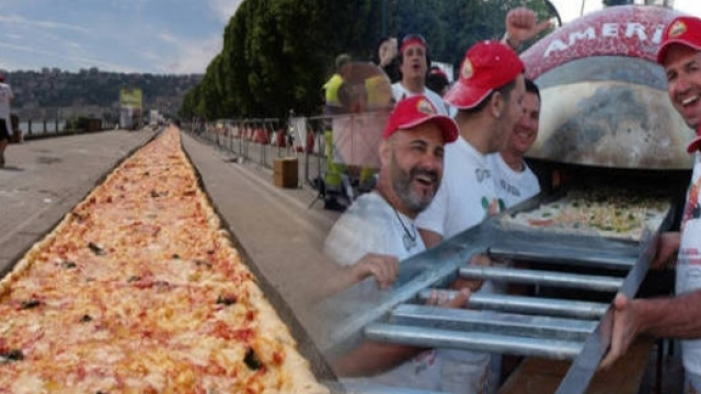 La pizza più lunga del mondo a Napoli