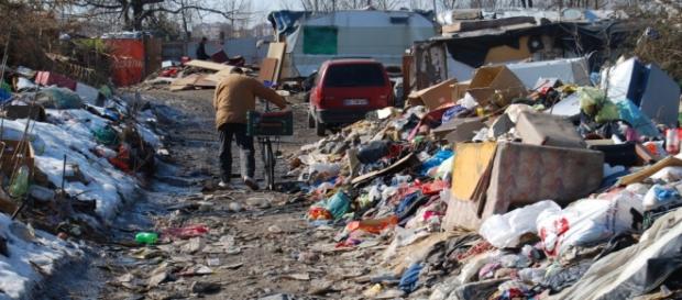 Campi rom: insediamenti abusivi a Roma Campi rom: insediamenti abusivi a Roma