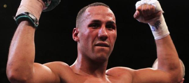 James DeGale l-a învins pe Rogelio Medina. James DeGale l-a învins pe Rogelio Medina.