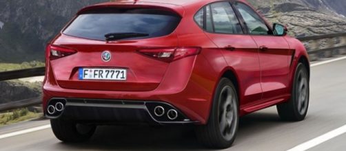 Alfa Romeo Stelvio: nuove foto spia dal web