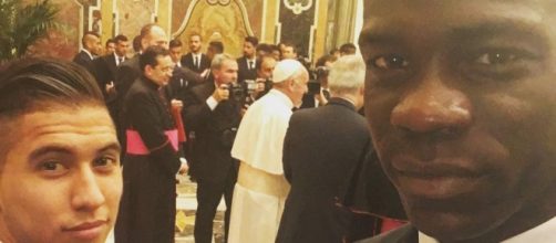 Mario Balotelli in vista da Papa Francesco col Milan