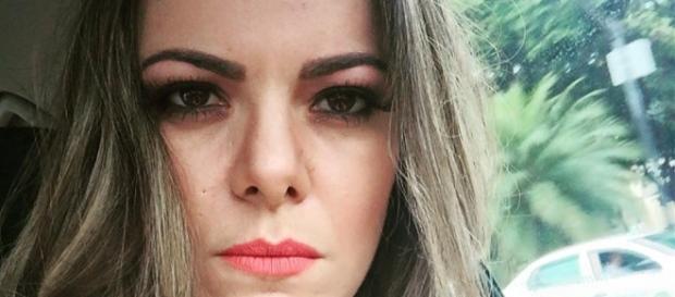 Ana Paula Valadão declara guerra à C&A Ana Paula Valadão declara guerra à C&A