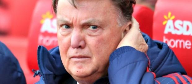 OFICIAL: Van Gaal é despedido! OFICIAL: Van Gaal é despedido!