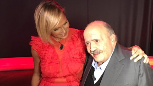 Simona Ventura prima della registrazione del Maurizio Costanzo Show