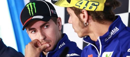 Lorenzo e Marquez contro Rossi
