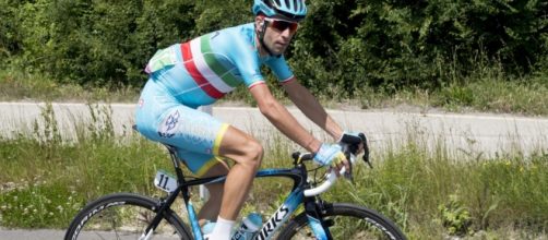 Vincenzo Nibali al Giro d'Italia - Foto Ansa/Peri
