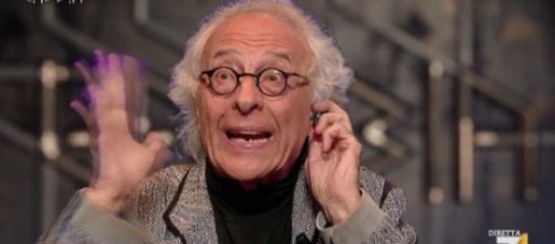 Mughini definisce indecente il paragone fra Grillo e Pannella Mughini definisce indecente il paragone fra Grillo e Pannella