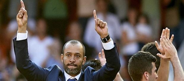 Nuno Espírito Santo é o novo treinador do FC Porto Nuno Espírito Santo é o novo treinador do FC Porto