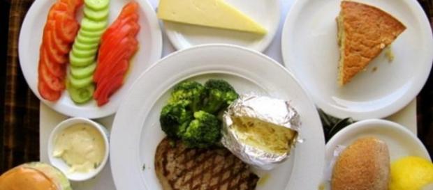 Alimentação para pacientes em hospital na Grécia Alimentação para pacientes em hospital na Grécia