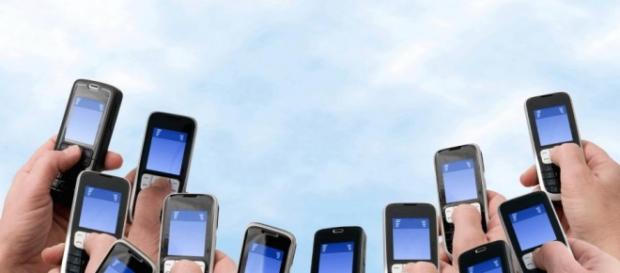Les changements sociaux par l'usage des nouvelles technologies Les changements sociaux par l'usage des nouvelles technologies