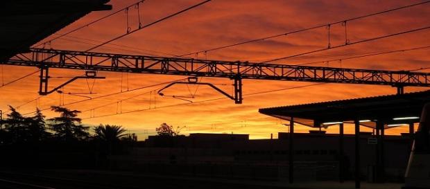 El amanecer, ese sol despertino que se levanta temprano. El amanecer, ese sol despertino que se levanta temprano.